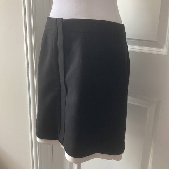 Banana Republic 8 skirt black and white zipper snap - Picture 4 of 9